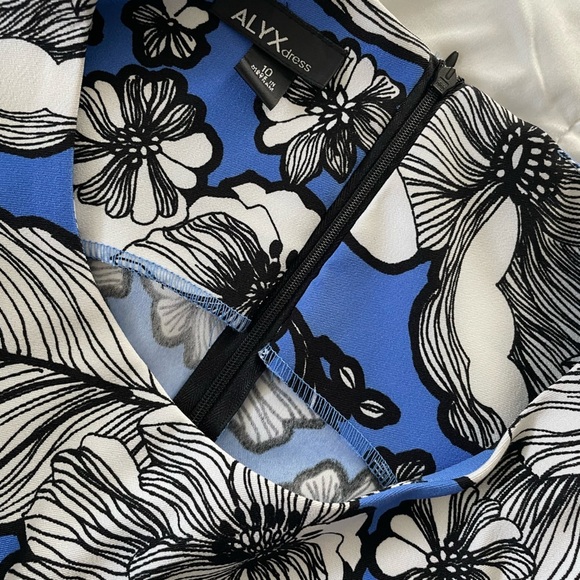 Alyx Blue and White Floral Mini Dress - Picture 6 of 10